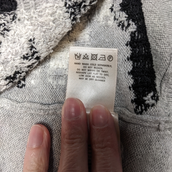 Anthropologie Monogram HWR Button Tree Tunic Sweater XS - Picture 4 of 7